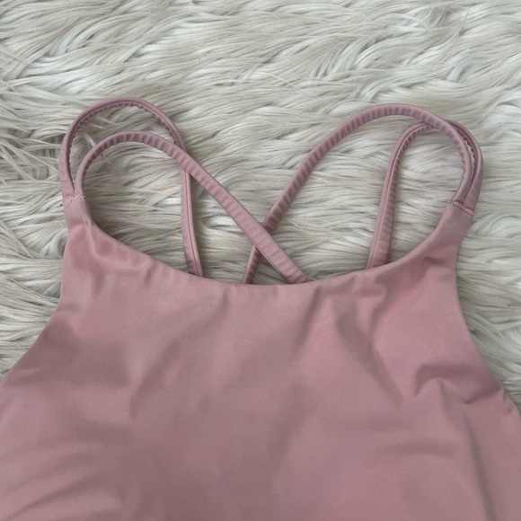 {Lululemon} Like a Cloud High-Neck Longline Bra Light Support, B/C Cup in Pink 6 - Picture 8 of 9